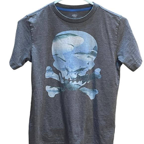 Boys Old Navy Gray Skull Print Shark Size Medium - Picture 1 of 3